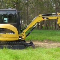 3.5 Tonne Excavator & Accessories For Hire - JEDS Contracting
